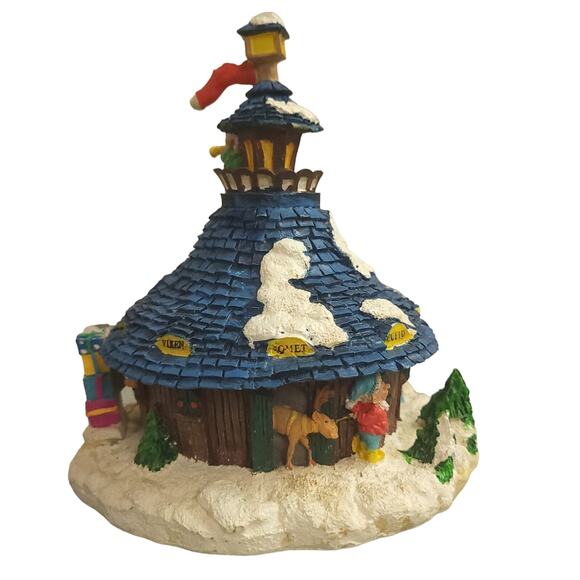 Vintage 1995 Santa's Town at the North Pole Reindeer Barn ST02 Christmas Decor - Picture 3 of 9